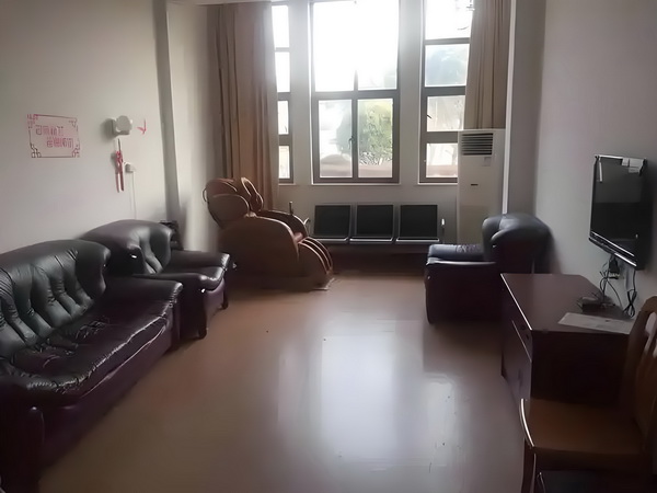 成人大专可以在深圳入户积分吗_明星梦可以有，但不能是因为不想上学 明星梦友友用车用户权益群&